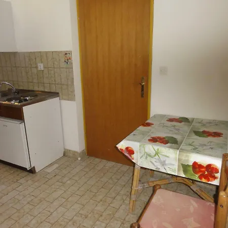 And Cozy Ferry In Apartment