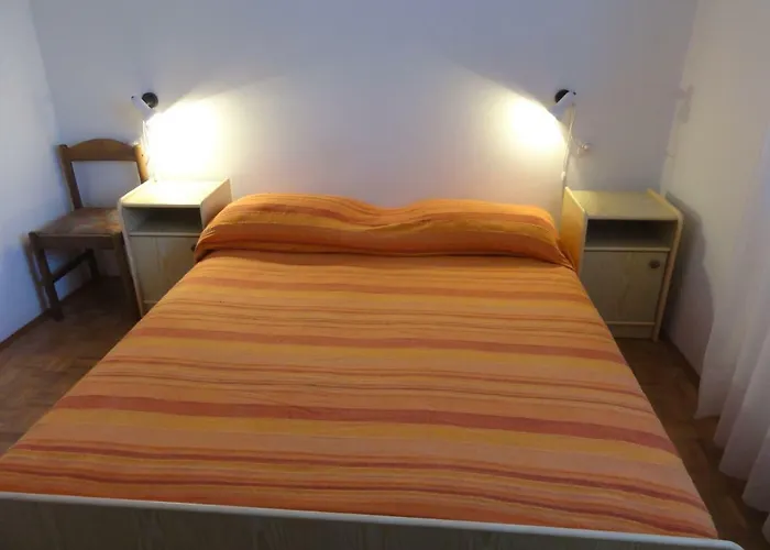 아파트 And Cozy Ferry In