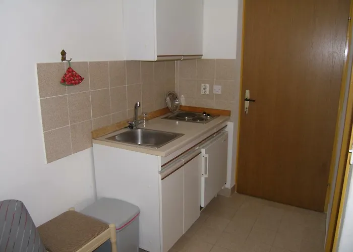 Appartement And Cozy Ferry In *