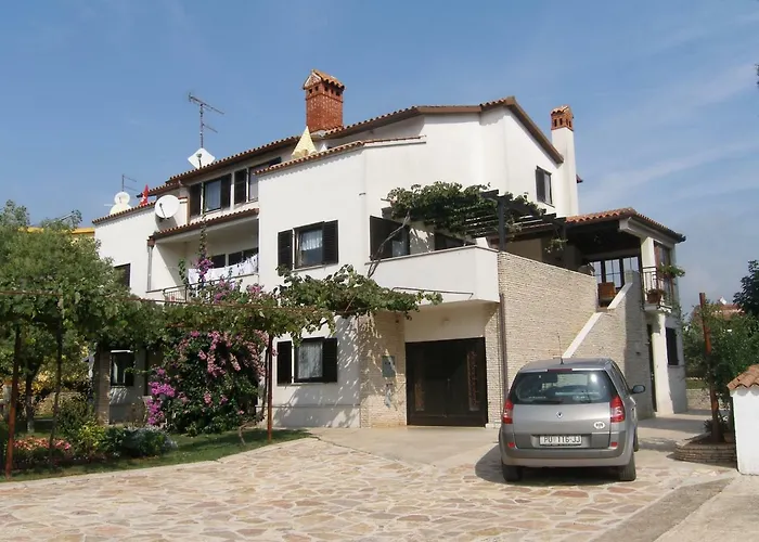 And Cozy Ferry In 아파트