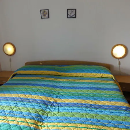 And Cozy Ferry In Appartement *