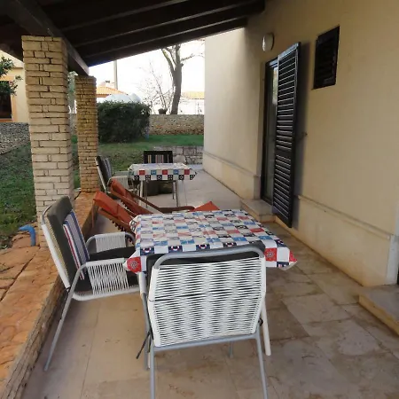 Apartamento And Cozy Ferry In