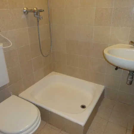 Appartamento And Cozy Ferry In Medolino