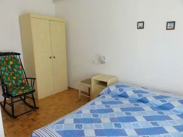 And Cozy Ferry In Lejlighed *